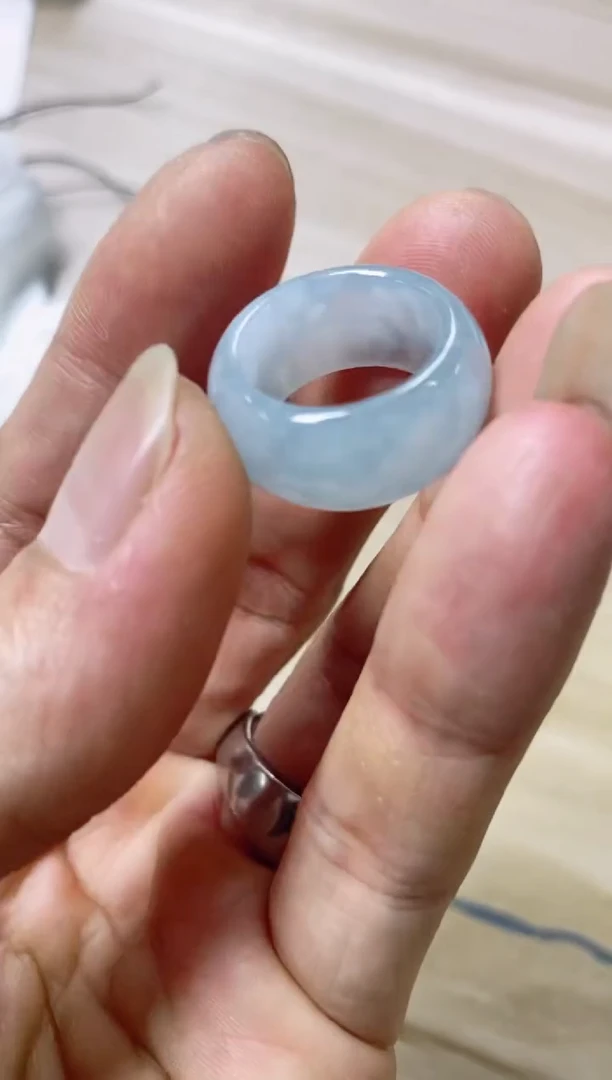 翡翠未镶嵌颈饰24天然缅甸翡翠A货