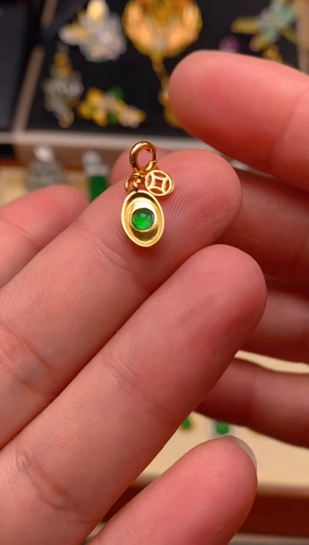 【闪购商品】翡翠吊坠(不含链)银S925镶嵌万能扣