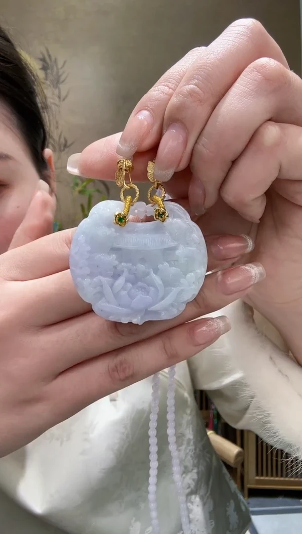 【闪购商品】翡翠颈饰未镶嵌吊坠