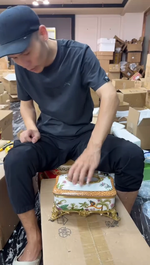 黄铜黛姿家居装饰品摆件