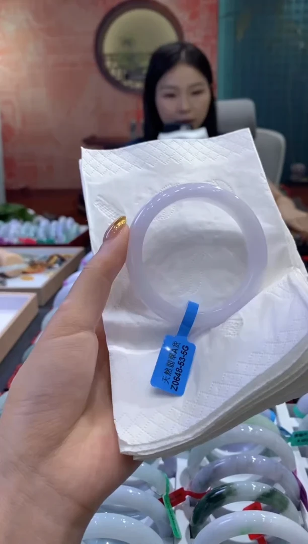 翡翠手镯未镶嵌多人09532