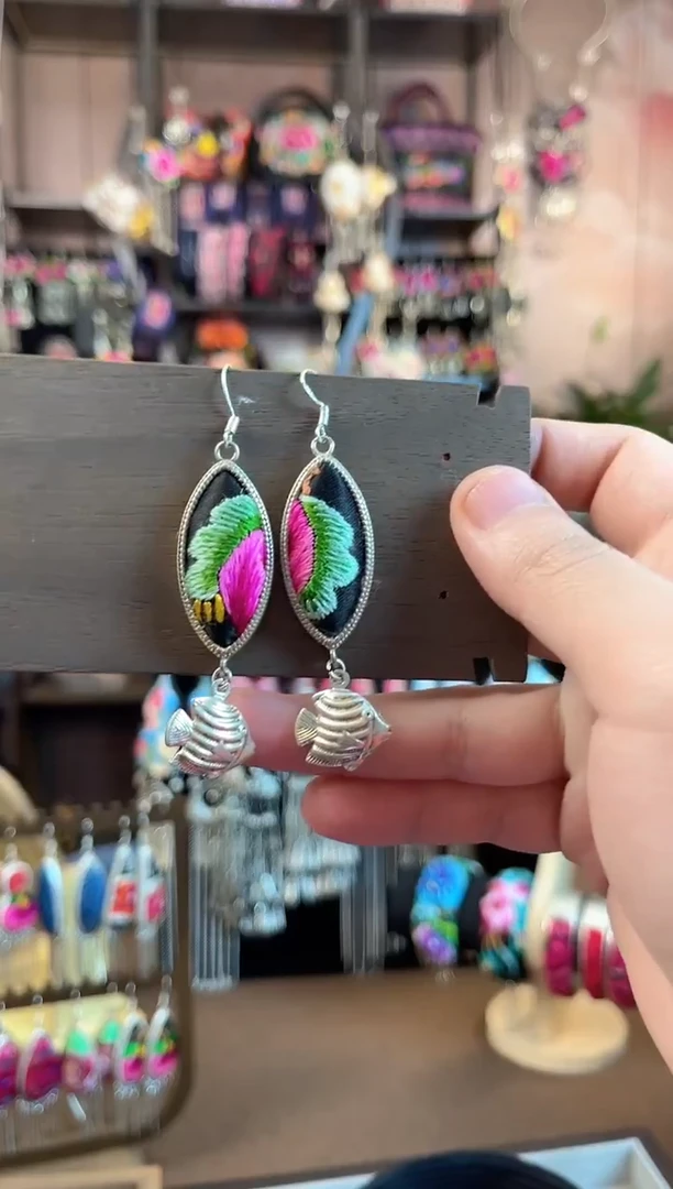 织绣民族风手工非遗老绣饰品418