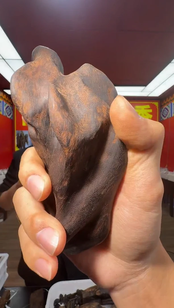 沉香手把件y55越南多样性发一