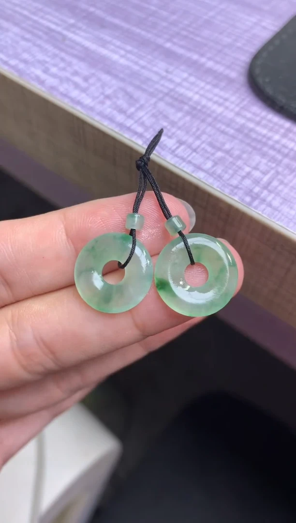 未镶嵌定制翡翠毛货
