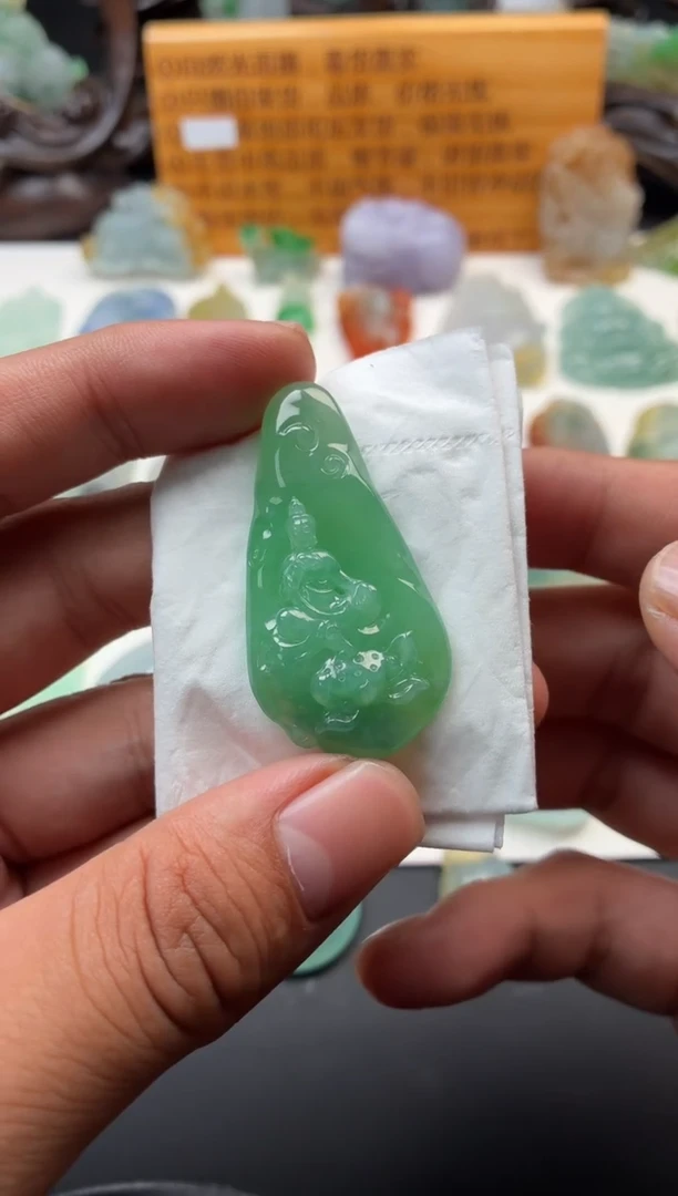 未镶嵌定制翡翠翡翠