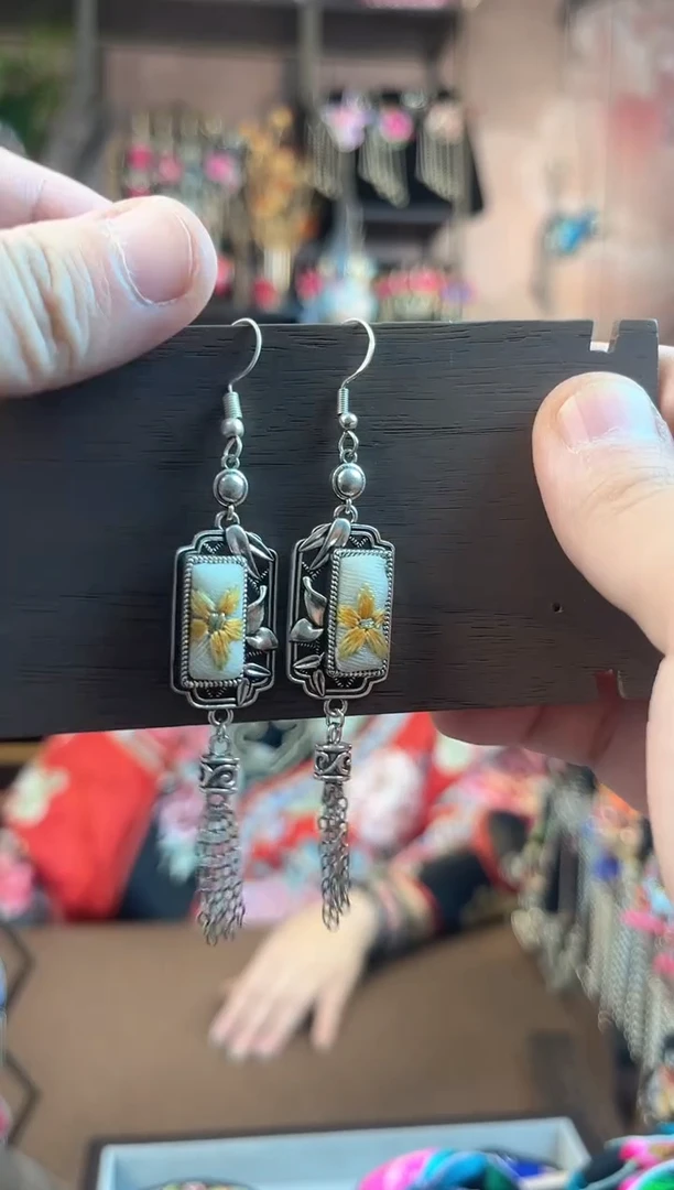 织绣 民族风手工非遗老绣饰品251