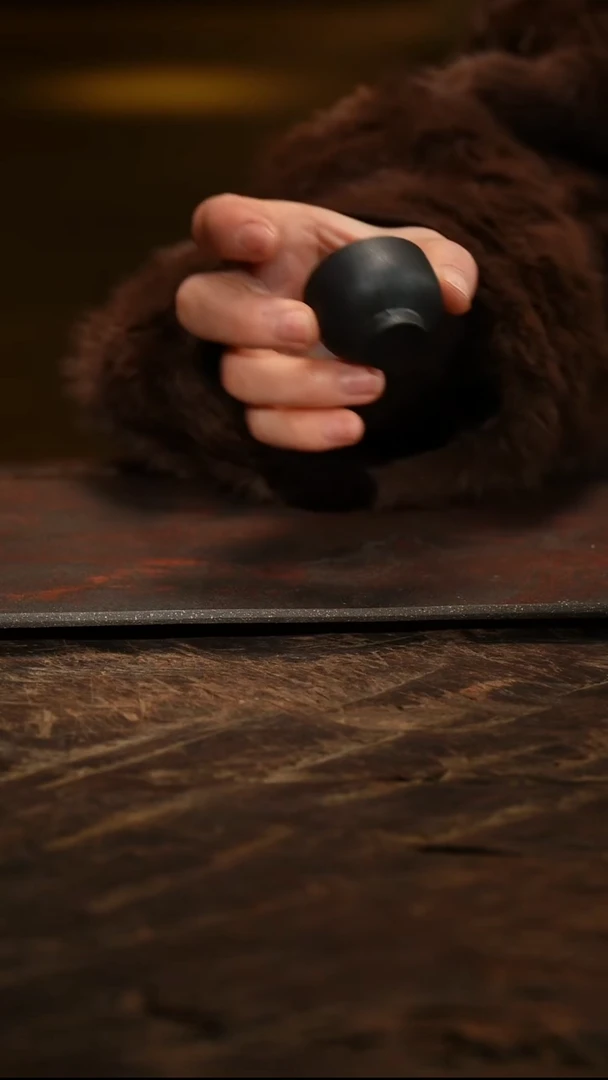 紫砂茶叶罐黑色小杯沈思宇