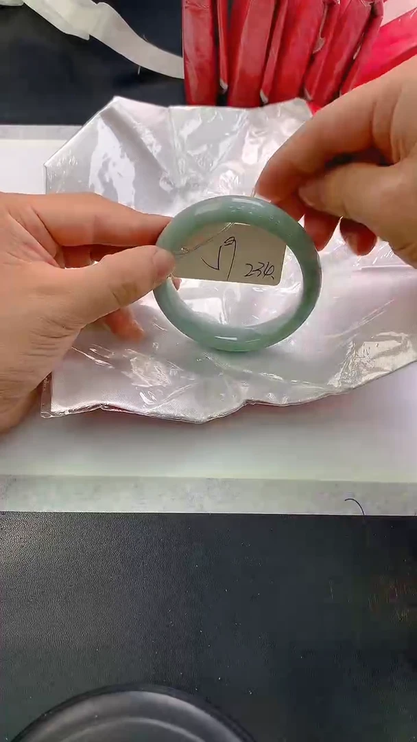 未镶嵌手镯翡翠234
