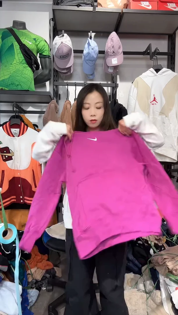 1195编码 瑕疵款直播间过款为准 尺码    身高   155