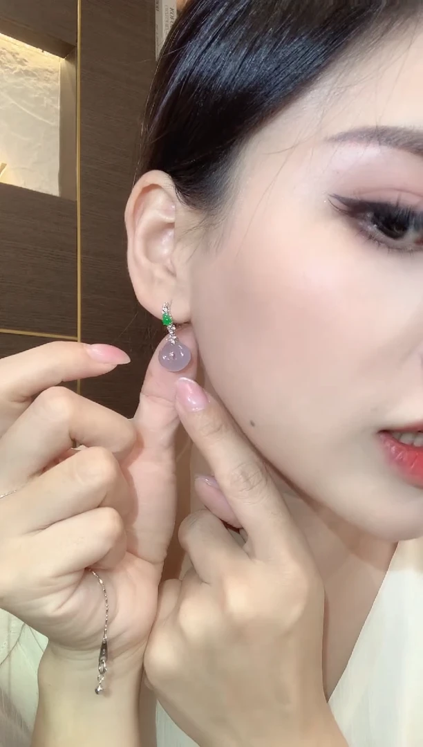 18K金镶嵌翡翠耳饰A45 紫货有一定色差