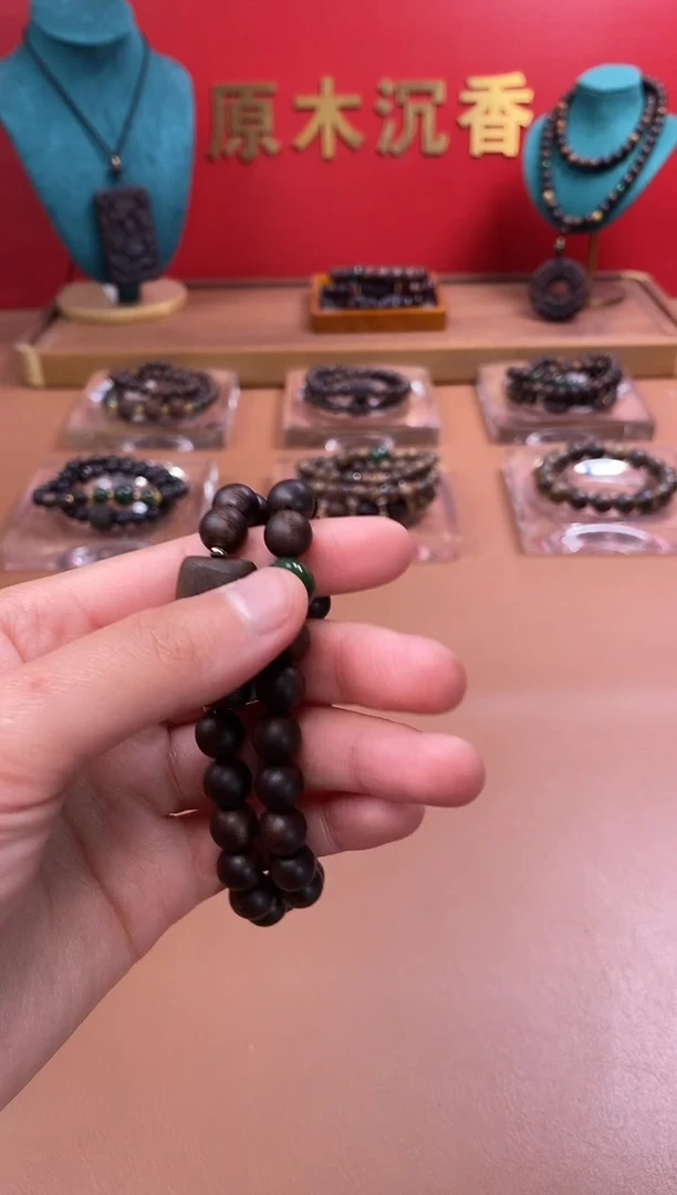 【闪购商品】沉香手串沉水芽庄白棋08两圈+雷击顶珠沉香木雕