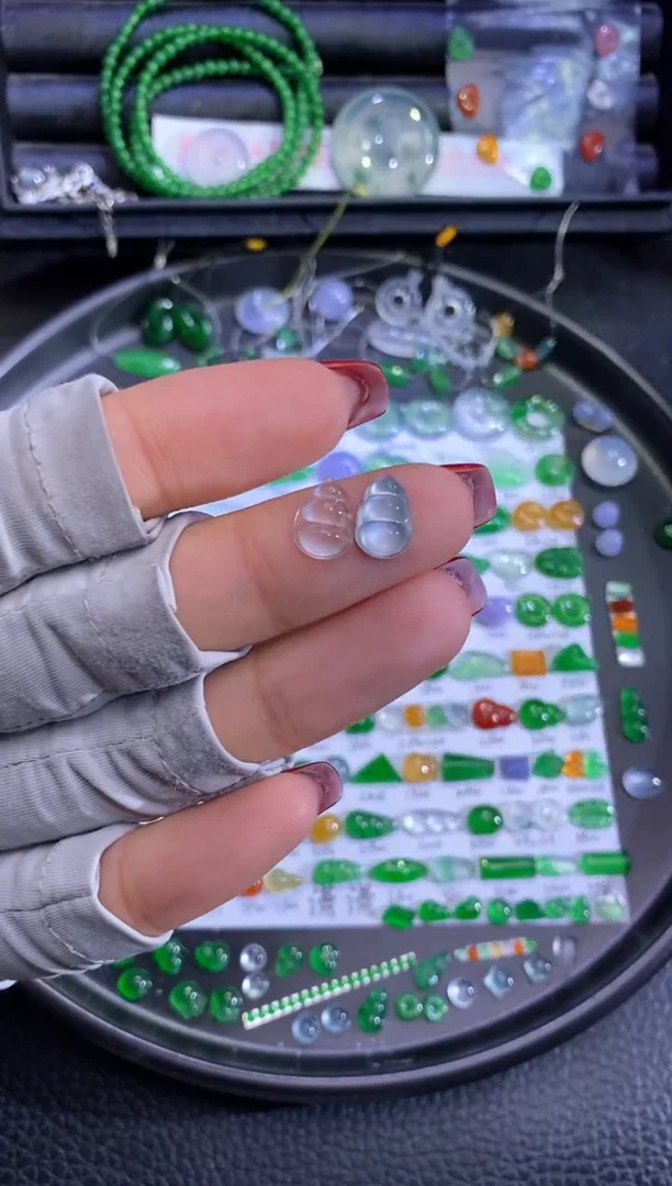 未镶嵌挂件翡翠豆子