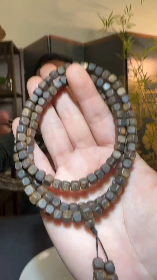 【闪购商品】沉香手串多圈透母树沉水0.5/22g多样性发一条