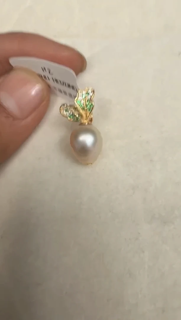 颈饰银S925镶嵌海水珍珠吊坠