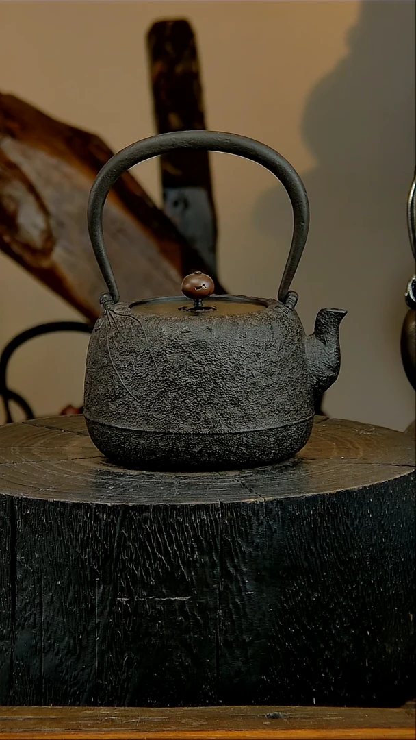 别看我人不正经，壶，正经！！！！