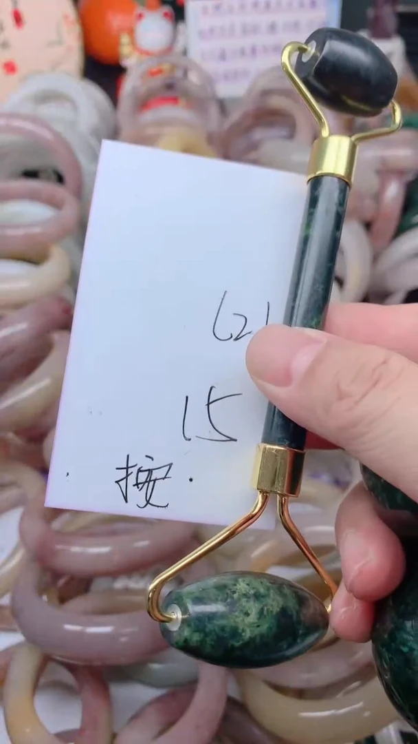 石英质玉手镯未镶嵌L21按摩仪