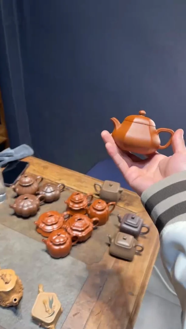 茶壶紫砂裕*金玉满堂