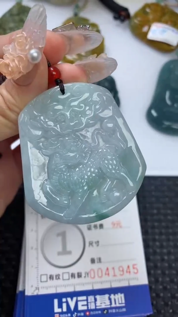 【闪购商品】翡翠颈饰未镶嵌1111111111111111