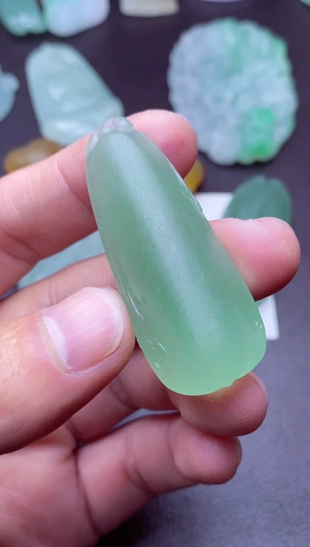 未镶嵌定制翡翠a货翡翠