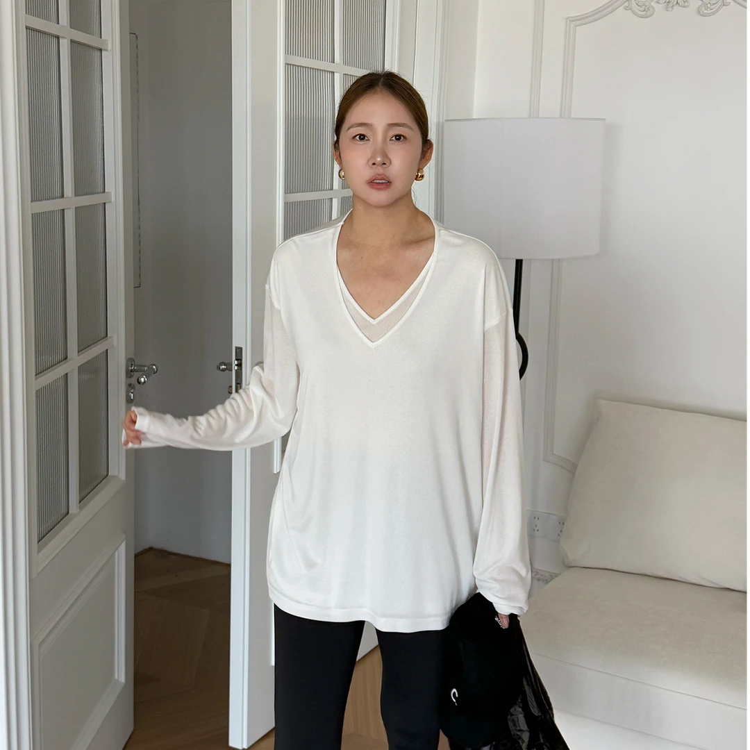 widelia陈姬儿秋季慵懒松弛V领白色打底衫假两件宽松长袖上衣8151