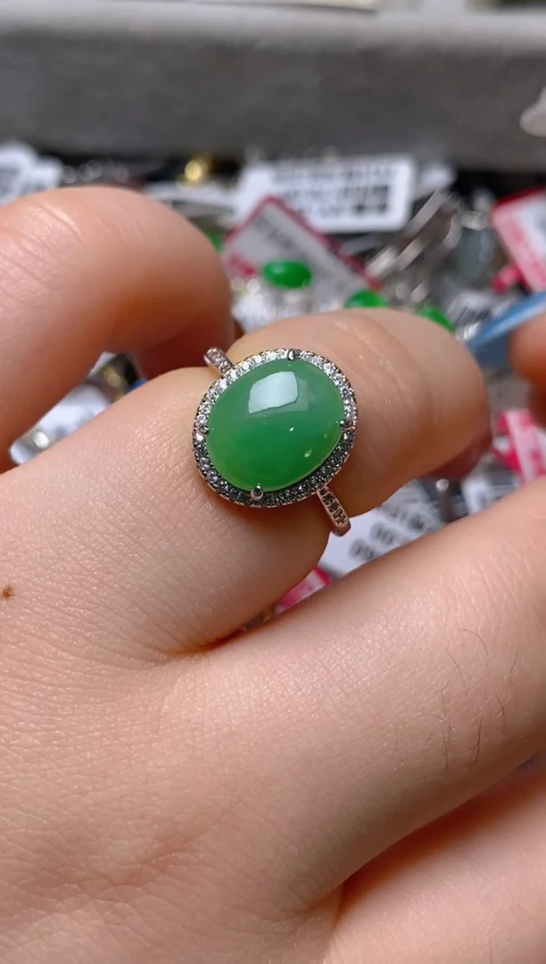 银S925镶嵌戒指翡翠百内无证书