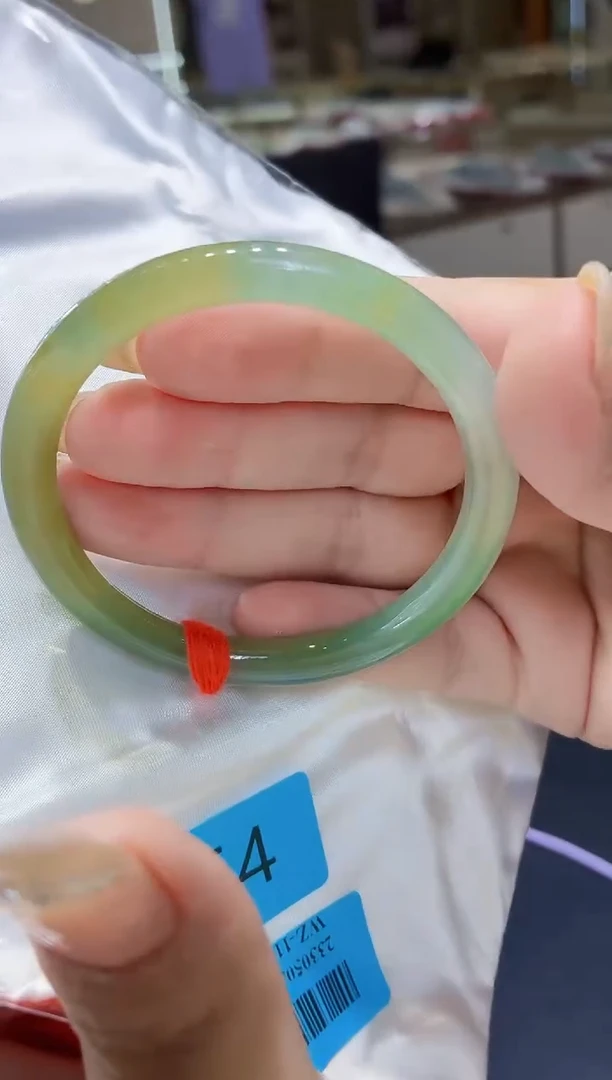 未镶嵌手镯翡翠翡翠手镯54