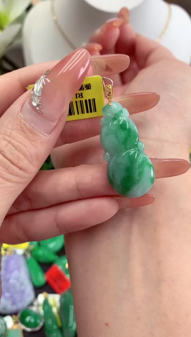 翡翠18K金镶嵌吊坠(不含链)挂件