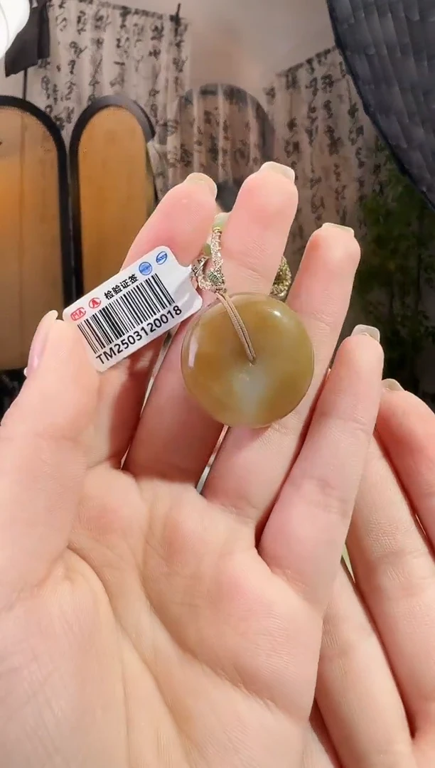 和田玉未镶嵌颈饰扣624