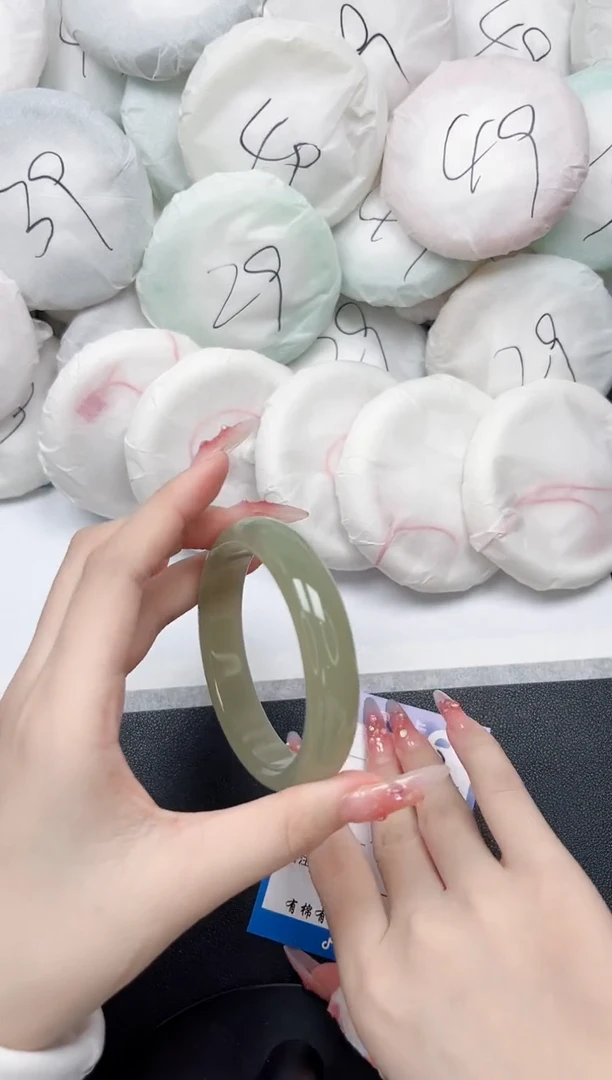 未镶嵌手镯石英质玉33-59