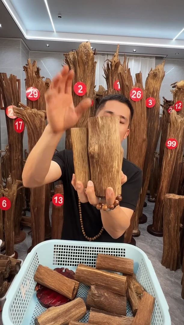 沉香碎屑沉香沉香原料