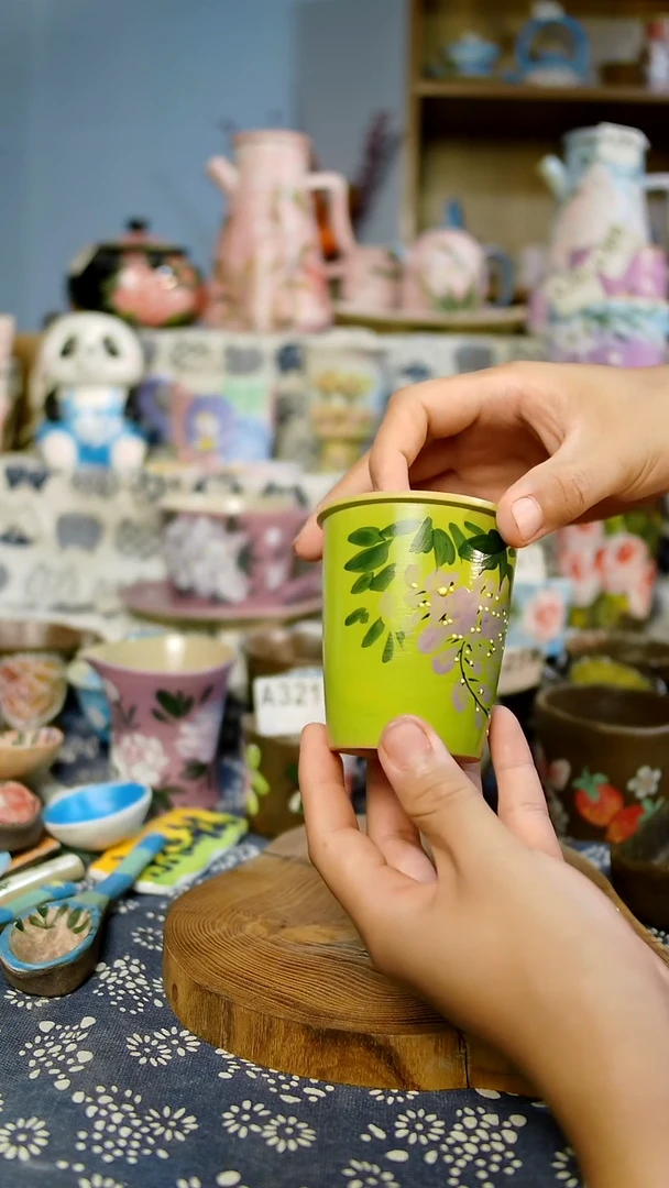 瓷片设计师款手绘釉下五彩陶瓷