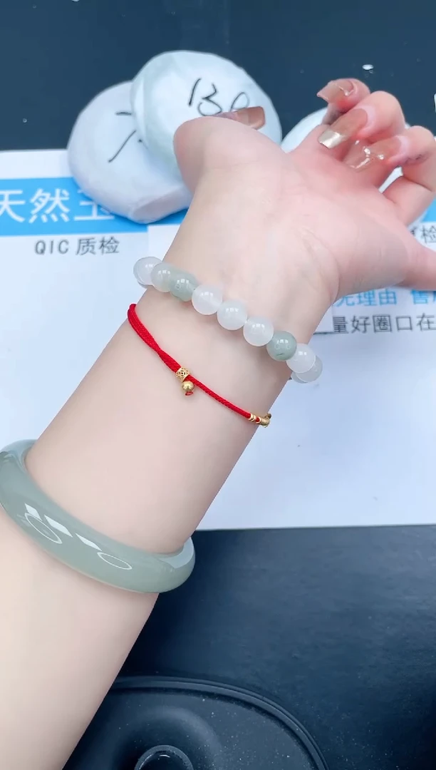 【闪购商品】石英质玉手镯未镶嵌1