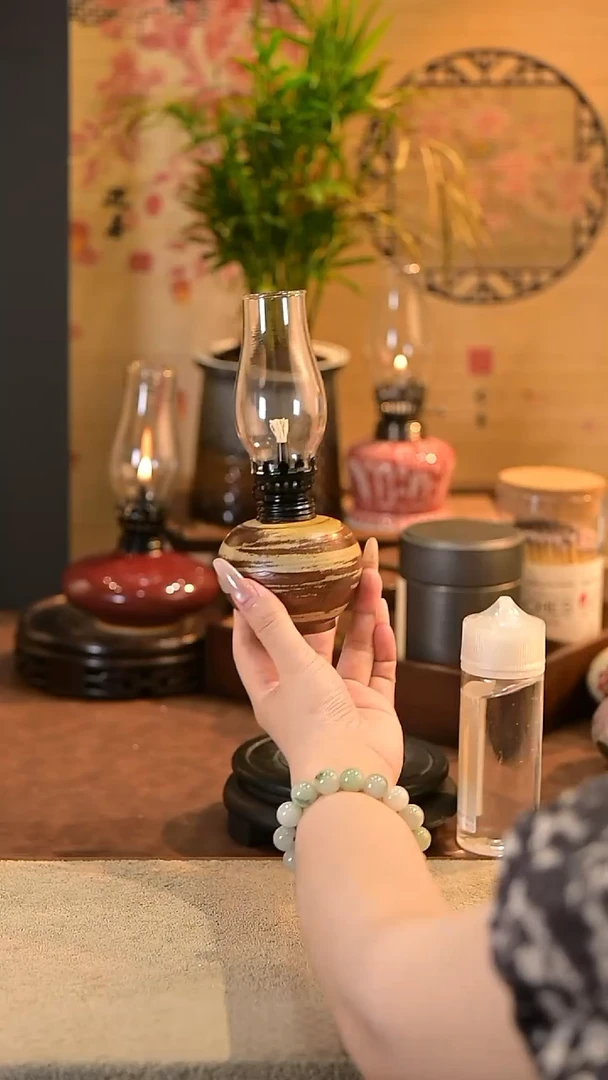 景德镇陶瓷油灯摆件