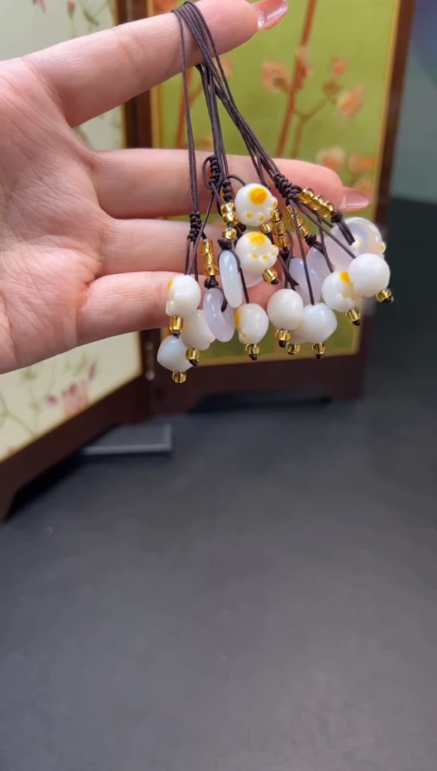 未镶嵌车挂玛瑙/玉髓挂件FL25100502多样性发一