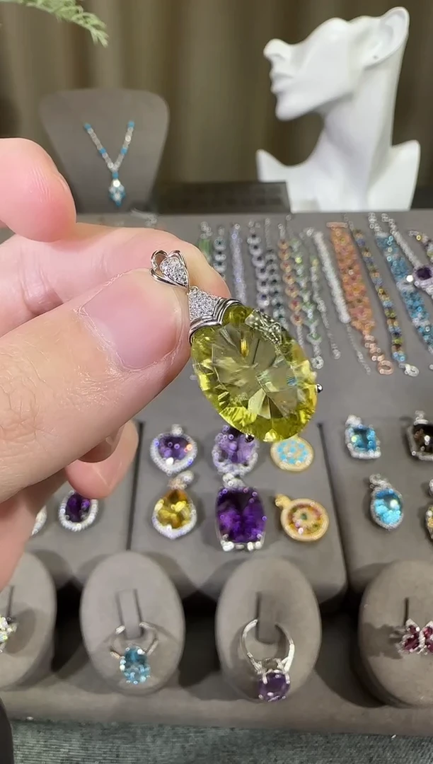 颈饰银S925镶嵌水晶13*18mm柠檬晶吊坠