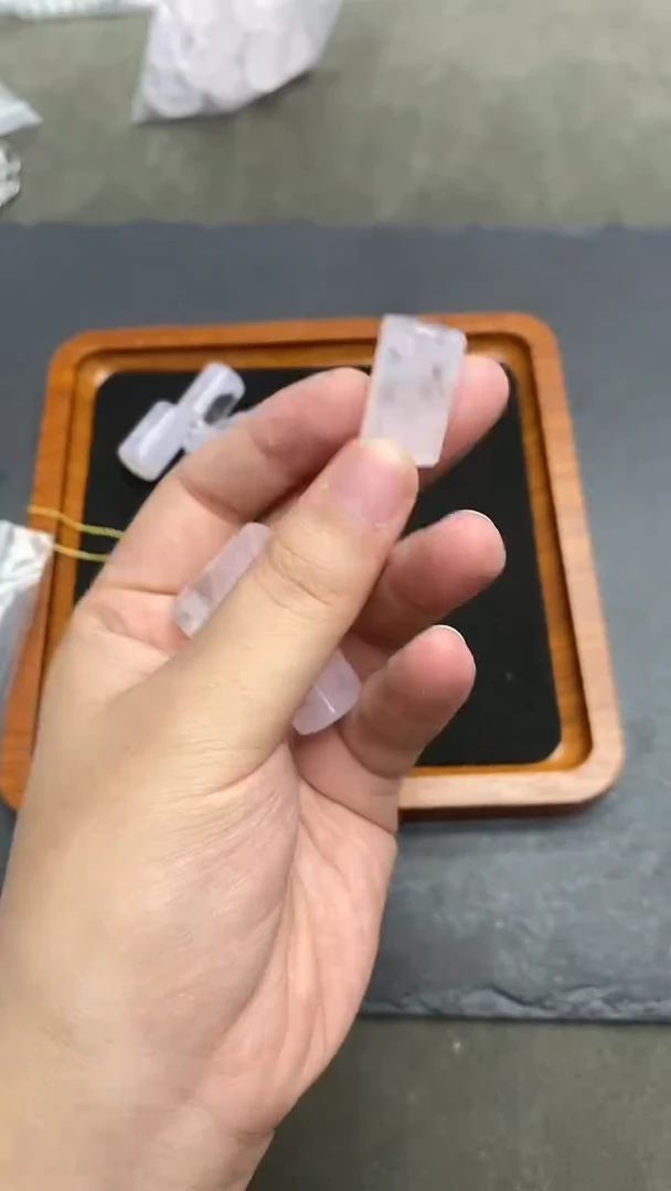 未镶嵌吊坠(不含链)水晶粉幽灵桶珠