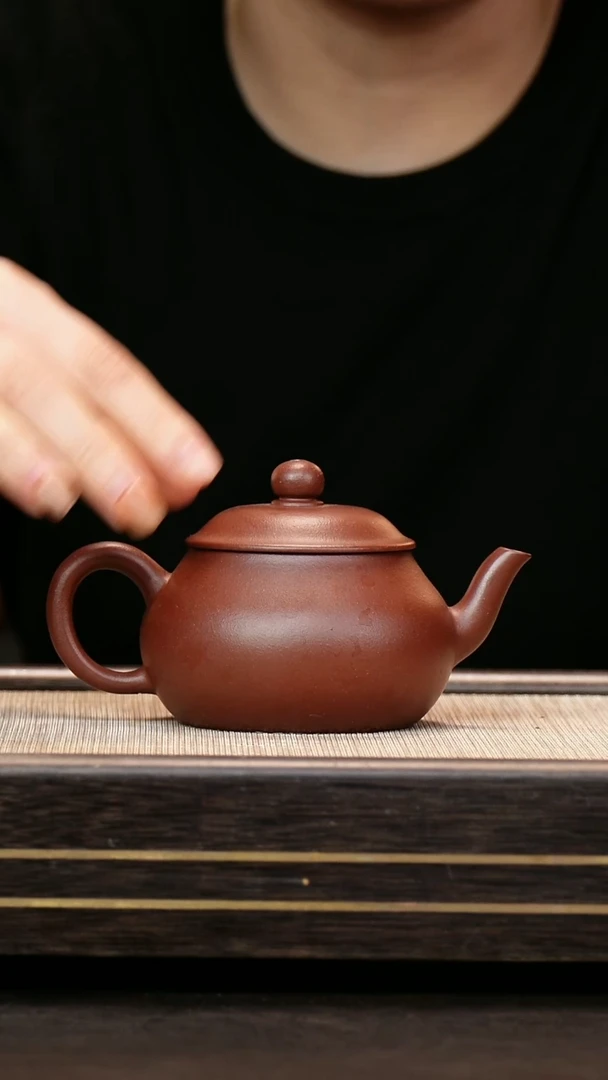 茶壶紫砂原矿云根 任式宫灯180cc