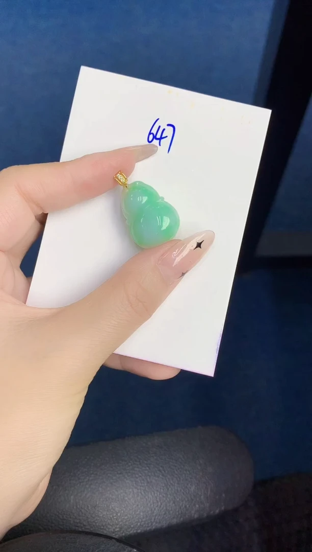 颈饰未镶嵌翡翠缅甸天然翡翠A货