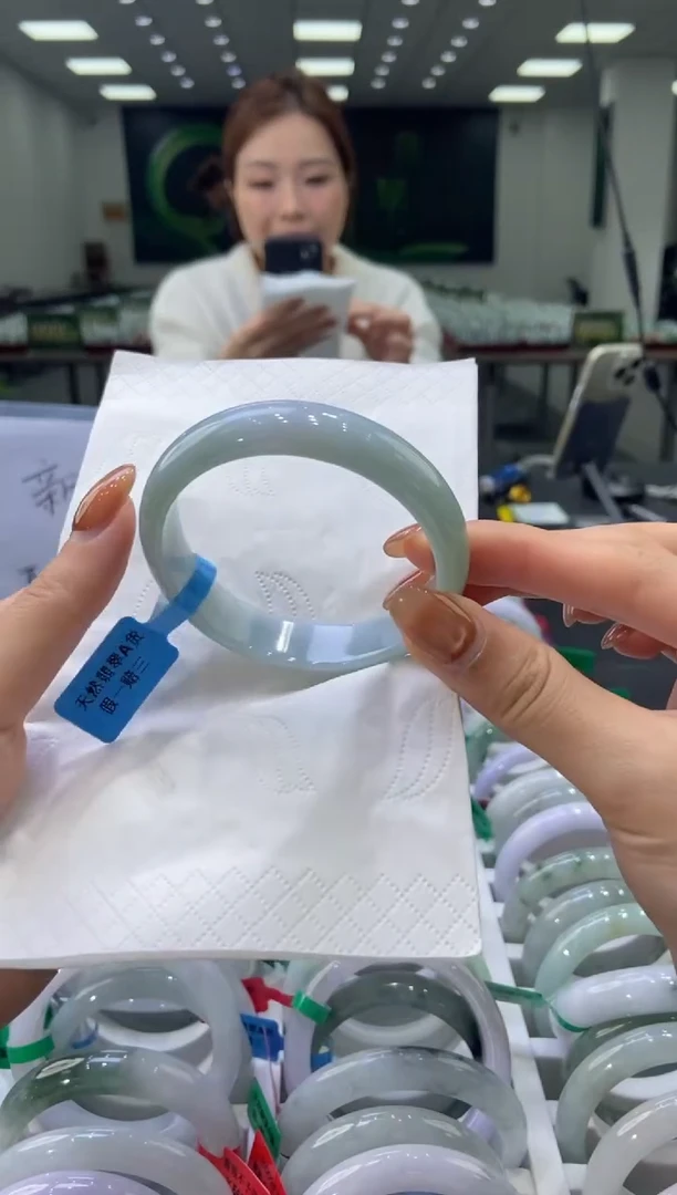 未镶嵌手镯翡翠0043455