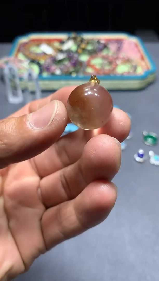 未镶嵌颈饰水晶W2（随机性发货只发一单）