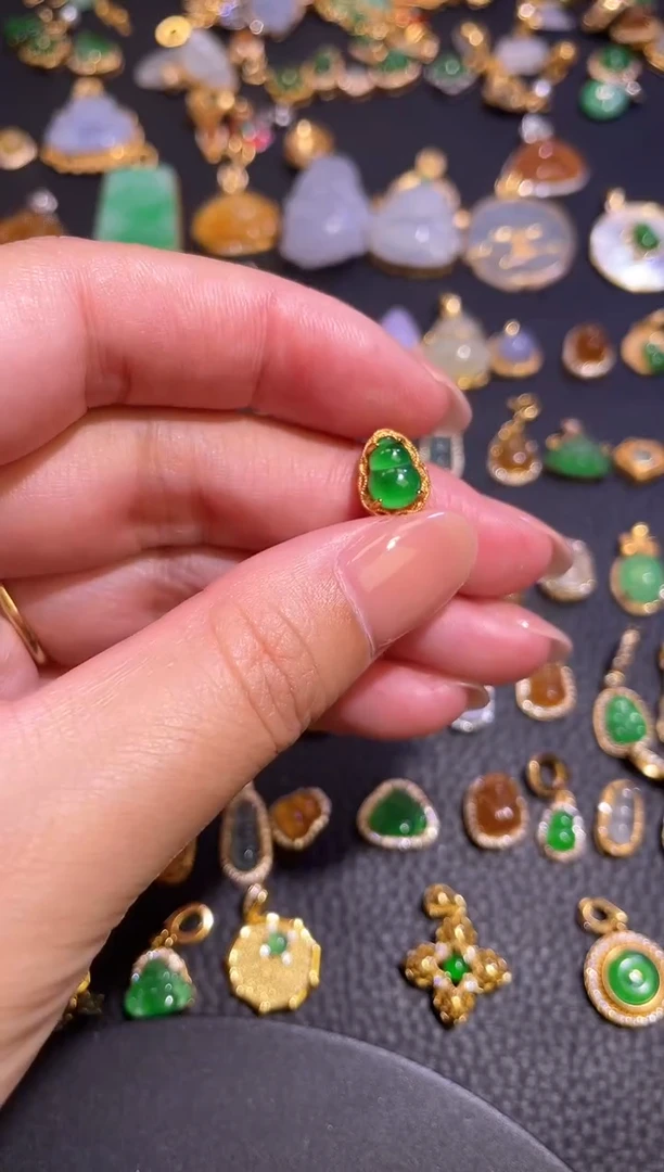 颈饰银S925镶嵌翡翠a货翡翠