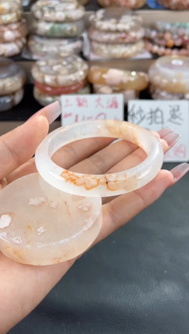 未镶嵌手镯石英质玉58