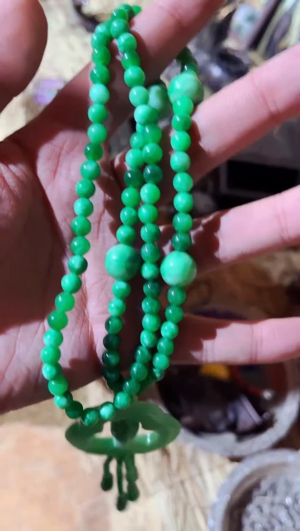 【闪购商品】翡翠颈饰未镶嵌硕宝宝精品精选链接