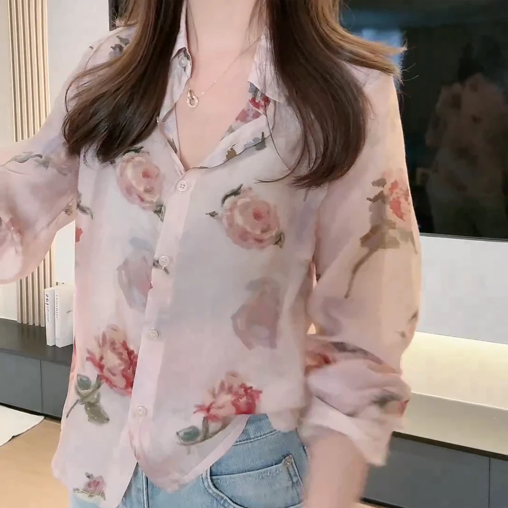 B 港风气质设计感碎花小衫女人味显白显瘦长袖衬衫女