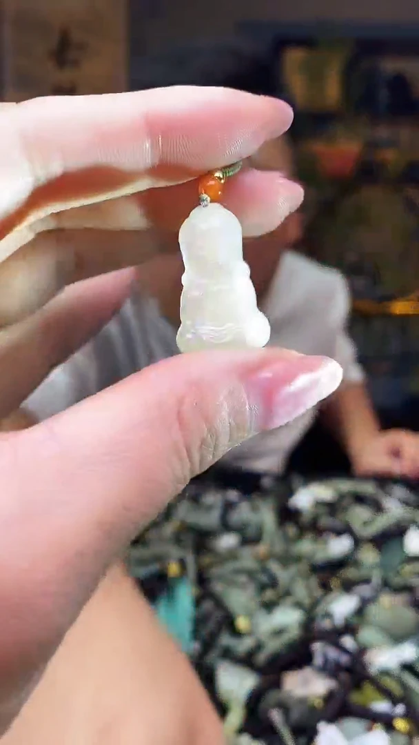 颈饰未镶嵌和田玉多样性发货，拍一发一