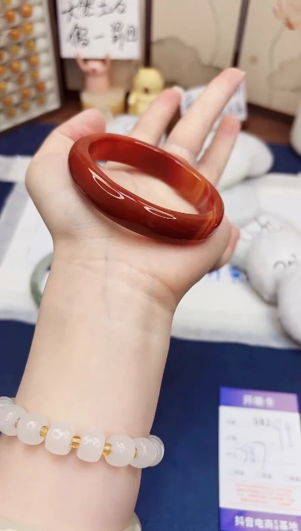石英质玉手镯未镶嵌82-玛瑙-圈口58