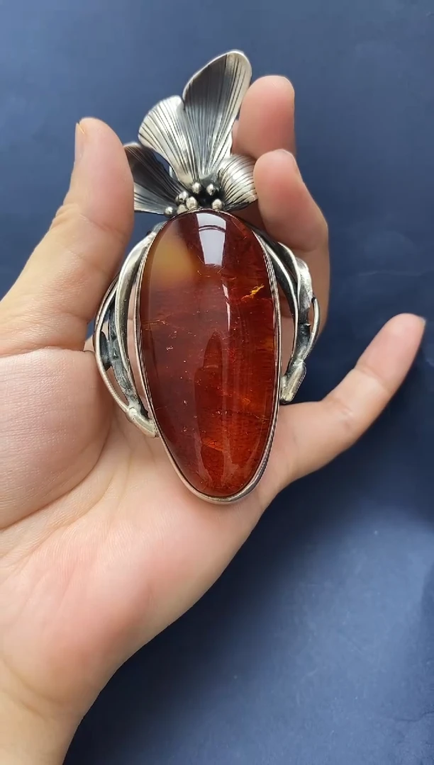 裸石琥珀未镶嵌吊坠