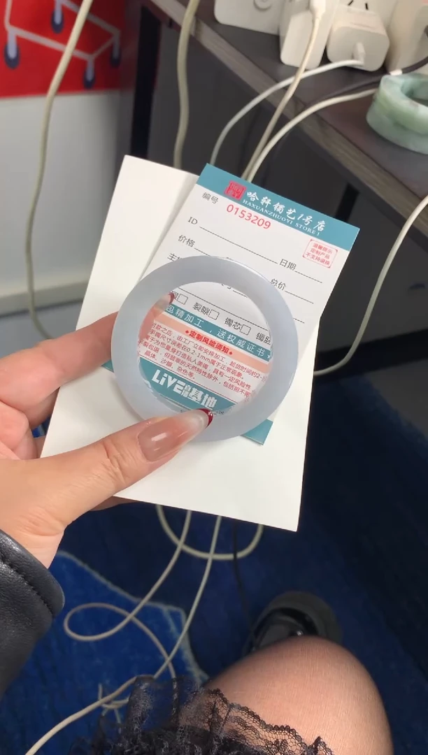 未镶嵌手镯定制翡翠时***_定制手镯不退不换