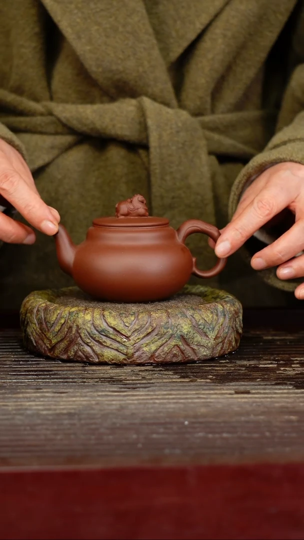 宜兴原矿紫砂壶茶壶宜兴原矿紫砂壶茶壶180C
