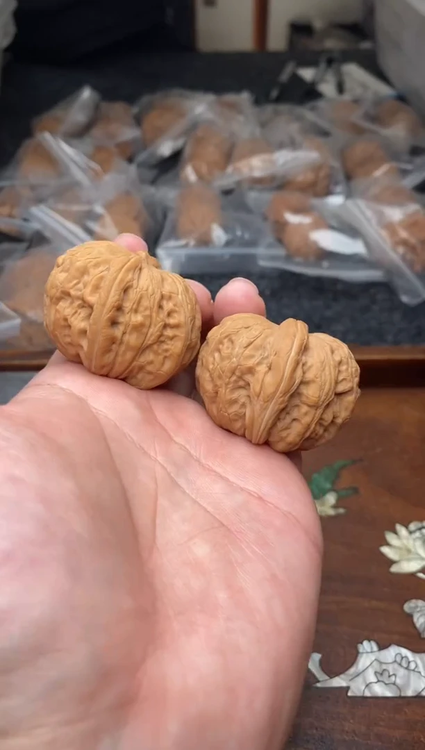 【闪购商品】文玩核桃把件G67号42尺元宝